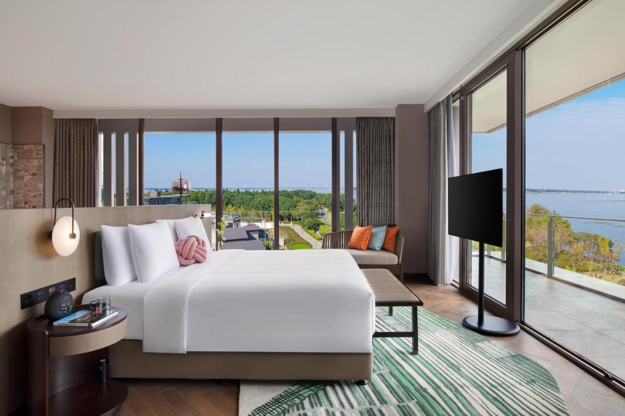Hotel Indigo Suzhou Yangcheng Lake, an IHG Hotel Buitenkant foto